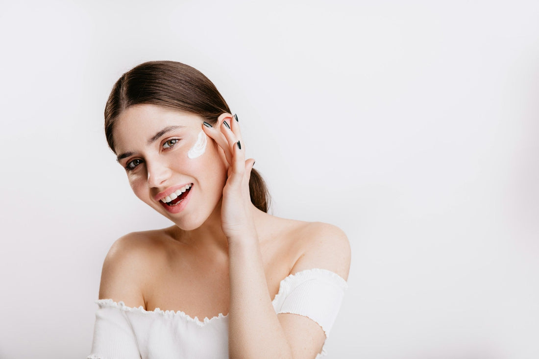 Face Mask Before or After Skincare? How to Use It Correctly